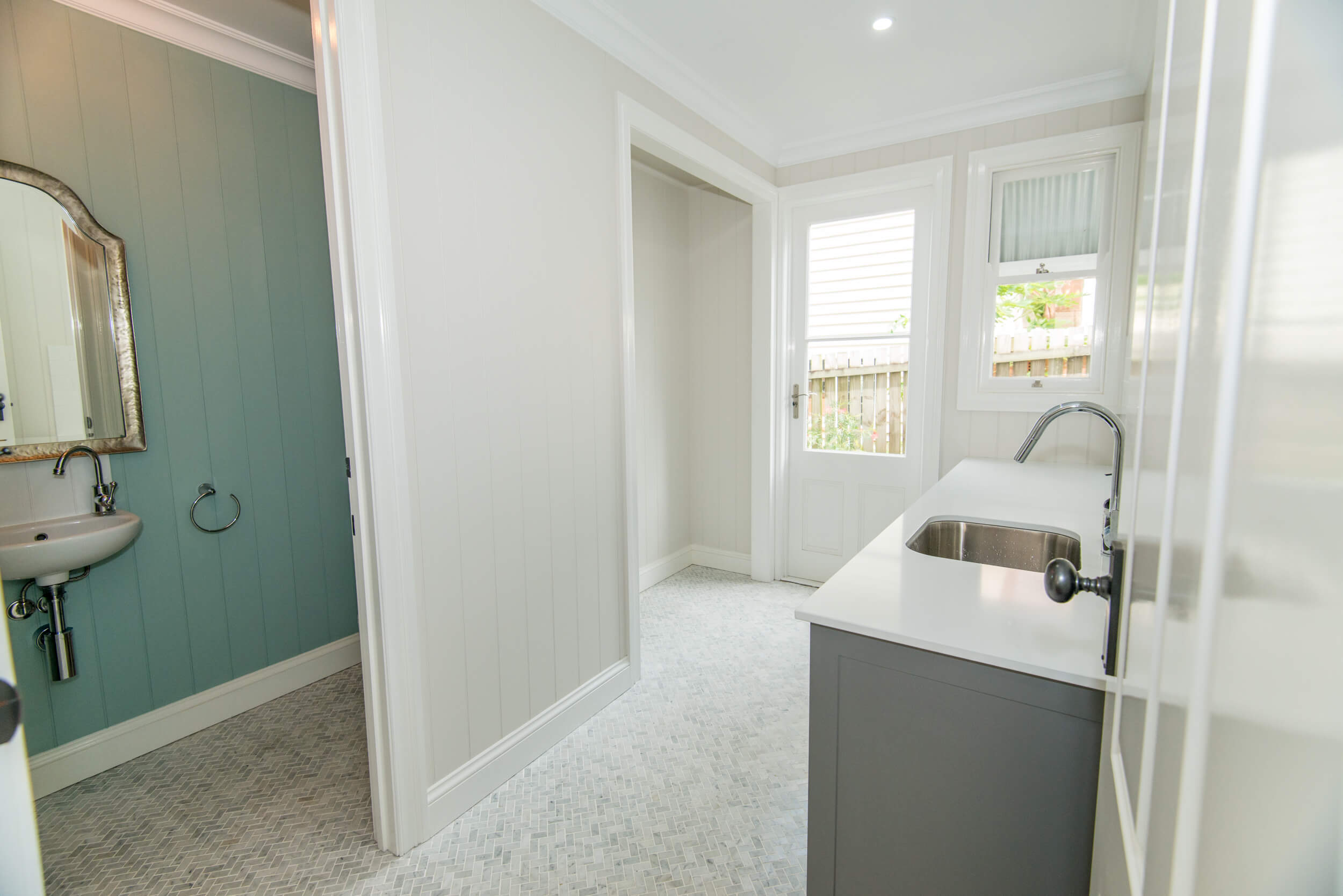 sandgate-renovation-extension-9119 laundry-powder room-renovation-sandgate-9119